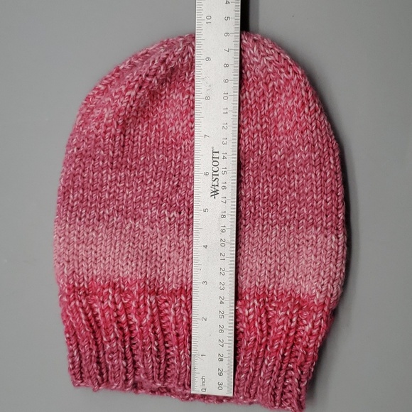 Handmade Knit Hat Adult Medium Pink 17" - Picture 7 of 7